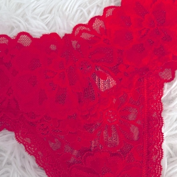 Victoria’s Secret red daisy mesh stretch lace thong - Picture 4 of 5